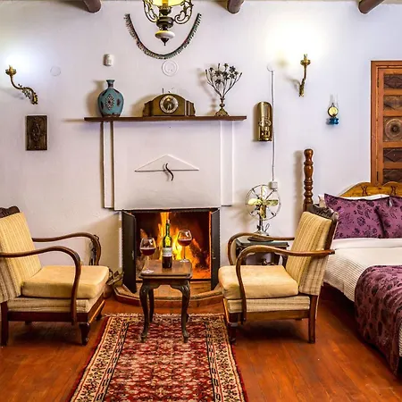 Stonehouse 招待所