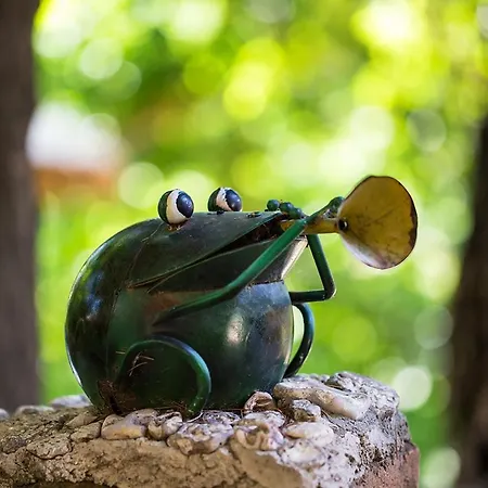 Stonehouse 招待所