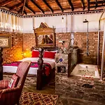 Stonehouse Selçuk