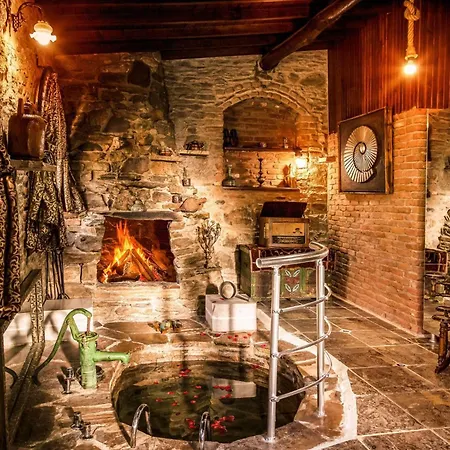 ゲストハウス Stonehouse