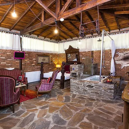 בית הארחה Stonehouse סלצ'וק