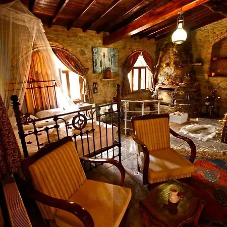 Stonehouse * Selçuk