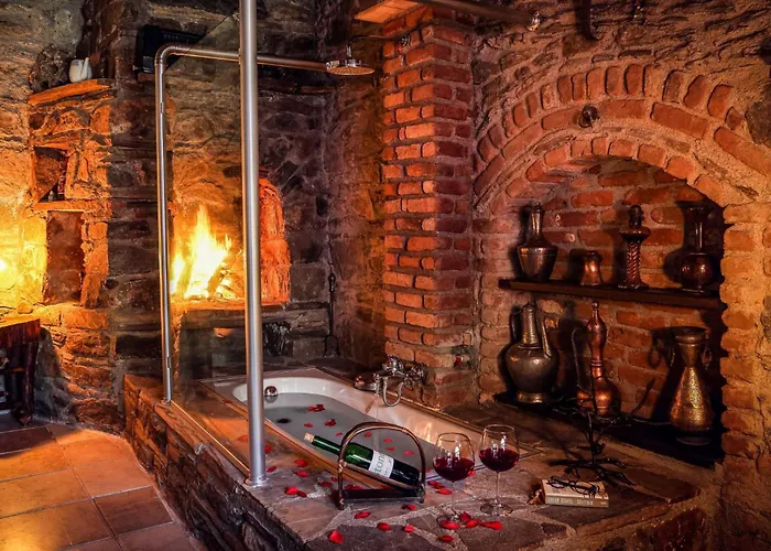 Stonehouse Selcuk