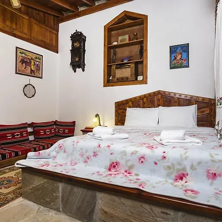 Stonehouse Konukevi 4*